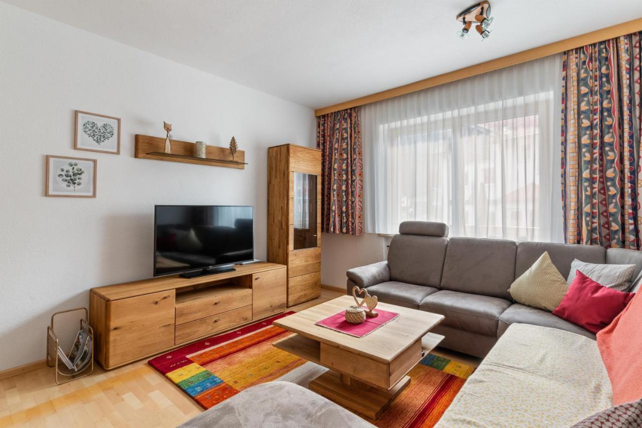 Ferienhaus Werth Villa Ried im Oberinntal Bagian luar foto